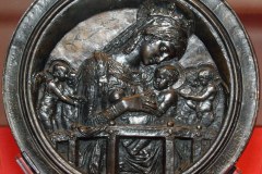 donatello-virgin-and-child-with-four-angels