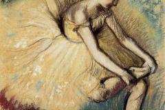 dancer-putting-on-her-slipper-1896