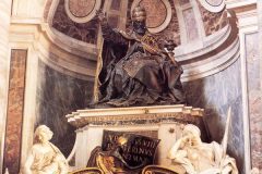 tomb-of-pope-urban-viii-1647-Gian-Lorenzo-Bernini