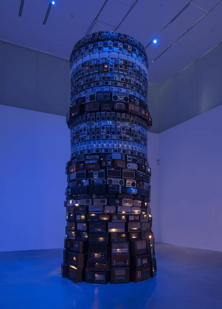 Cildo Meireles — Babel