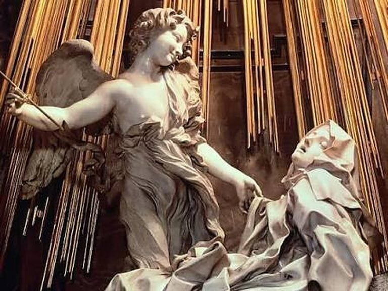 Bernini'nin Azize Teresa'nın Vecdi heykeli: melek ve Azize Teresa