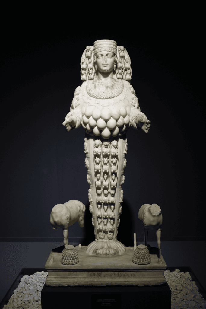 Büyük Artemis Heykeli