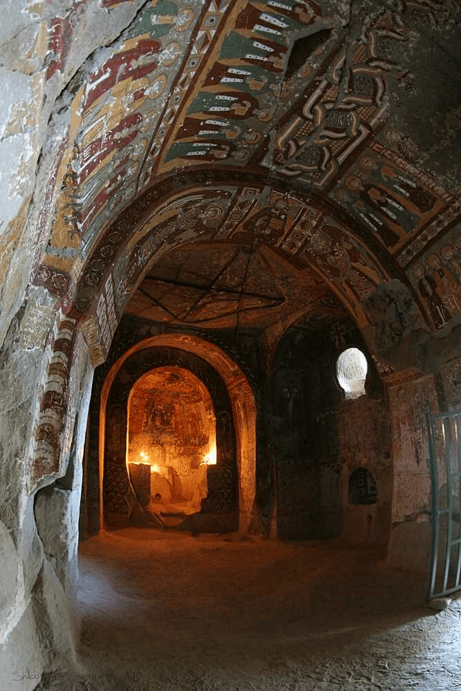 Yılanlı Kilise