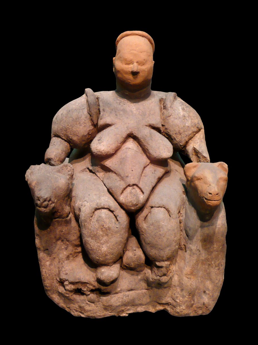 İki yanında leoparlarla oturan Çatalhöyük Ana Tanrıça heykelciği