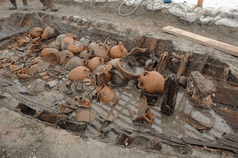 Gelidonya Burnu Batığı'ndan çıkarılan Geç Tunç Çağı buluntuları