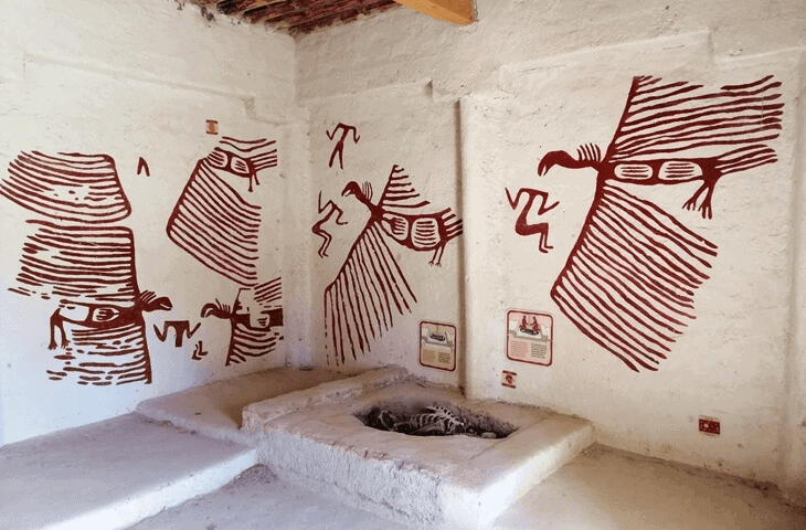 Çatalhöyük'ten kırmızı boyalı av sahneli duvar resimleri