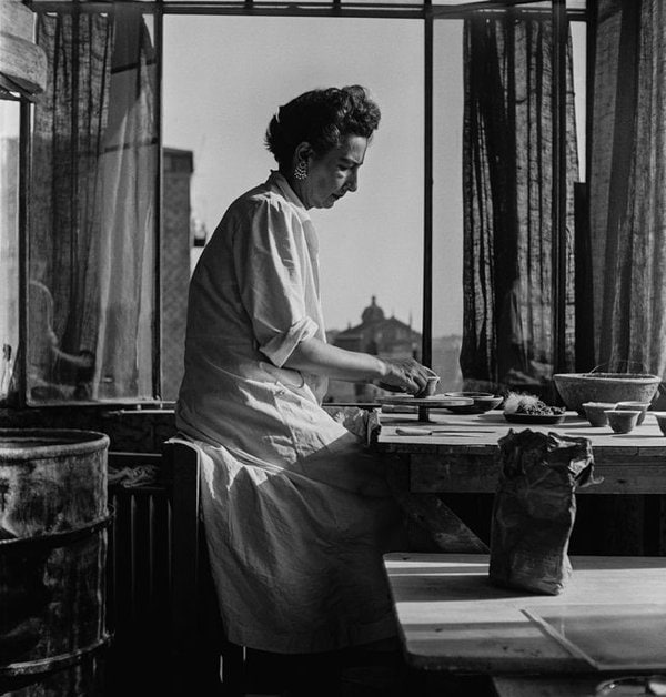 Yıldız Moran, Füreya Koral, İstanbul (1955)