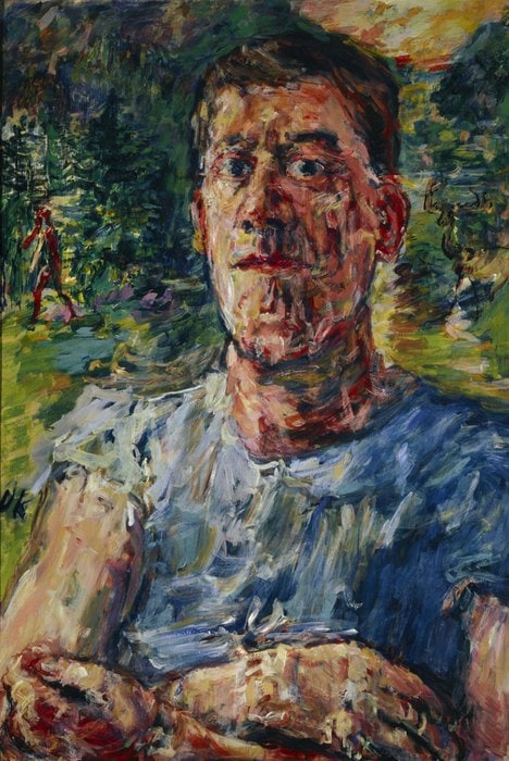 Oskar Kokoschka'nın Yozlaşmış Bir Sanatçının Otoportresi: kollarını kavuşturmuş, ormanın önünde duran ressam