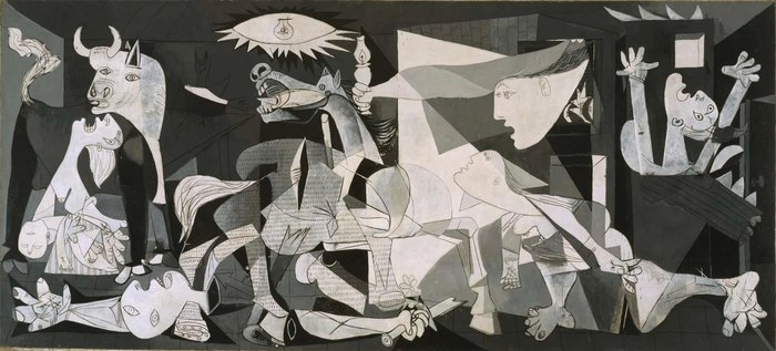 Pablo Picasso'nun Guernica tablosu: siyah, beyaz ve gri tonlarda acı çeken insanlar, bir at ve bir boğa